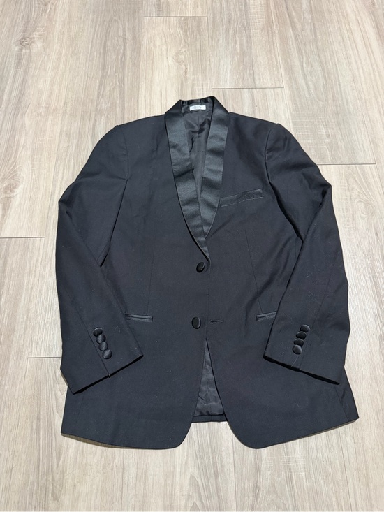 Calvin Klein Other - Calvin Klein boys black tuxedo-style blazer, size 16 Regular.